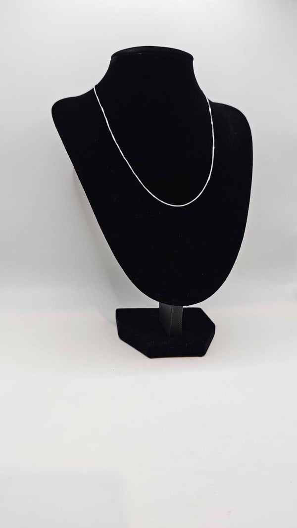 "ORLY" – 14K White Gold Chain Necklace